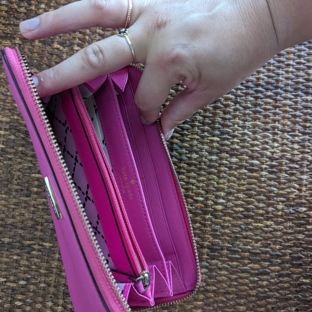 Kate Spade pink wallet - Picture 6 of 6